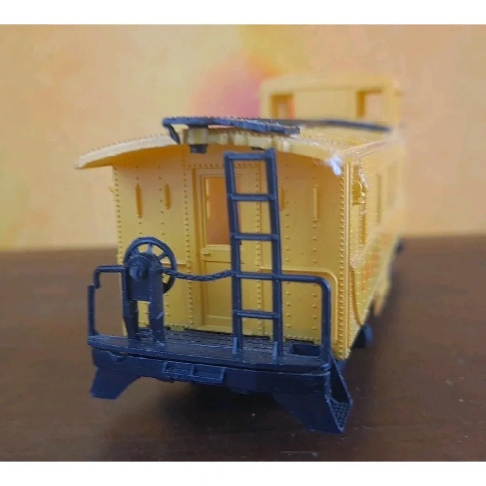 HO Union Pacific Caboose‎ UP # 510 Model Railroad Freight Train Railcar